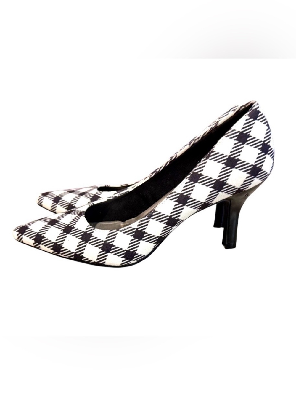 Comfort Plus Women’s Janine Pointy Toe Pumps By Predictions
